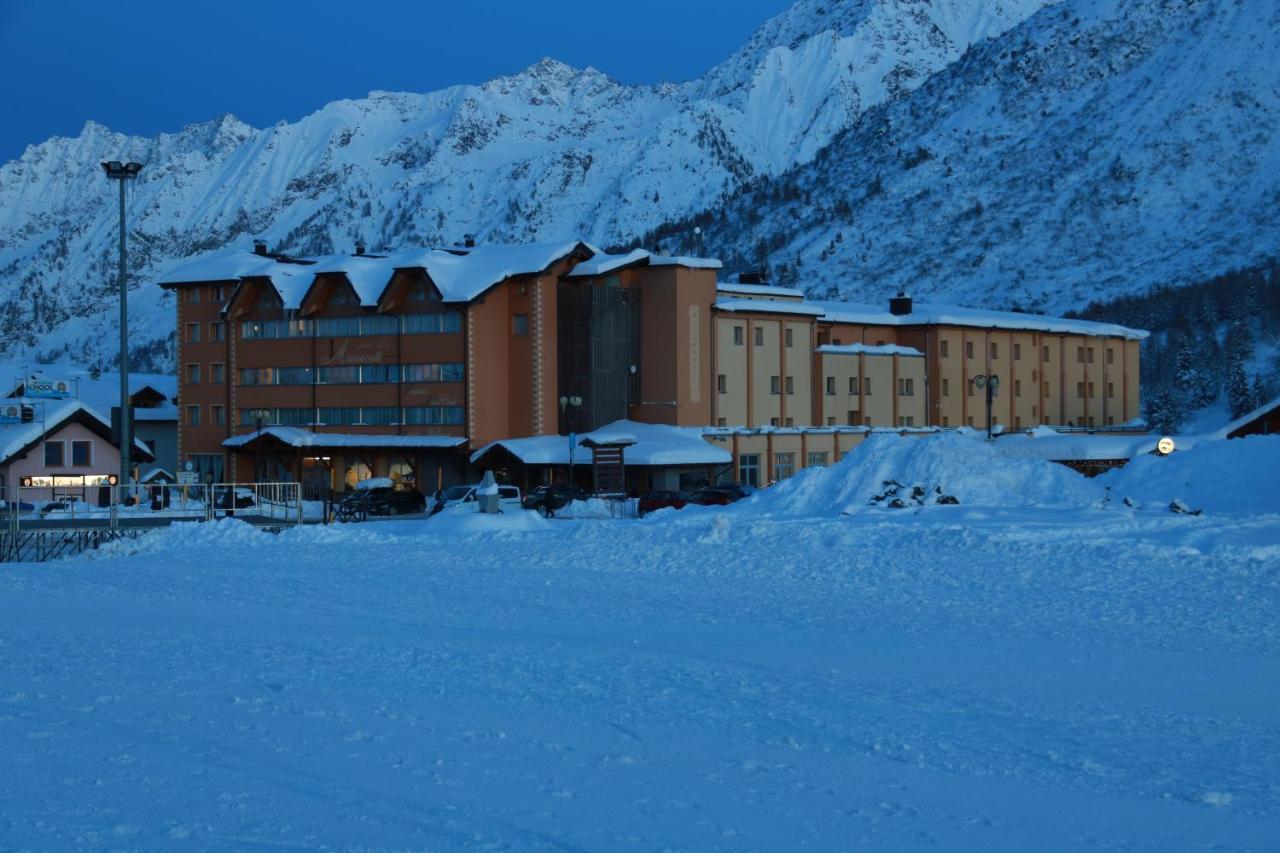 Grand Hotel Miramonti Tonalepas Buitenkant foto