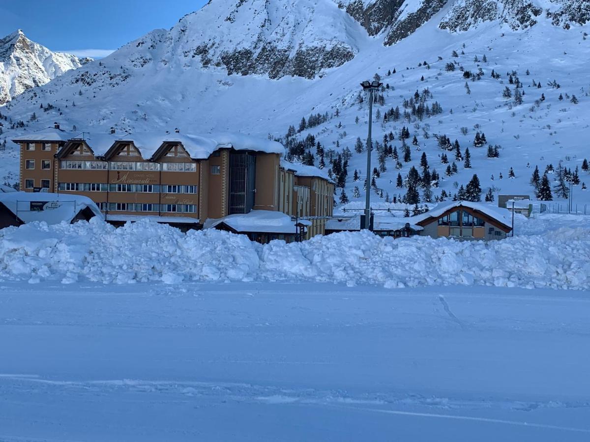 Grand Hotel Miramonti Tonalepas Buitenkant foto