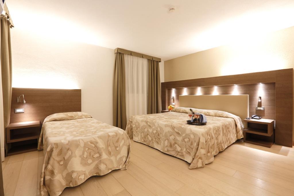 Grand Hotel Miramonti Tonalepas Buitenkant foto