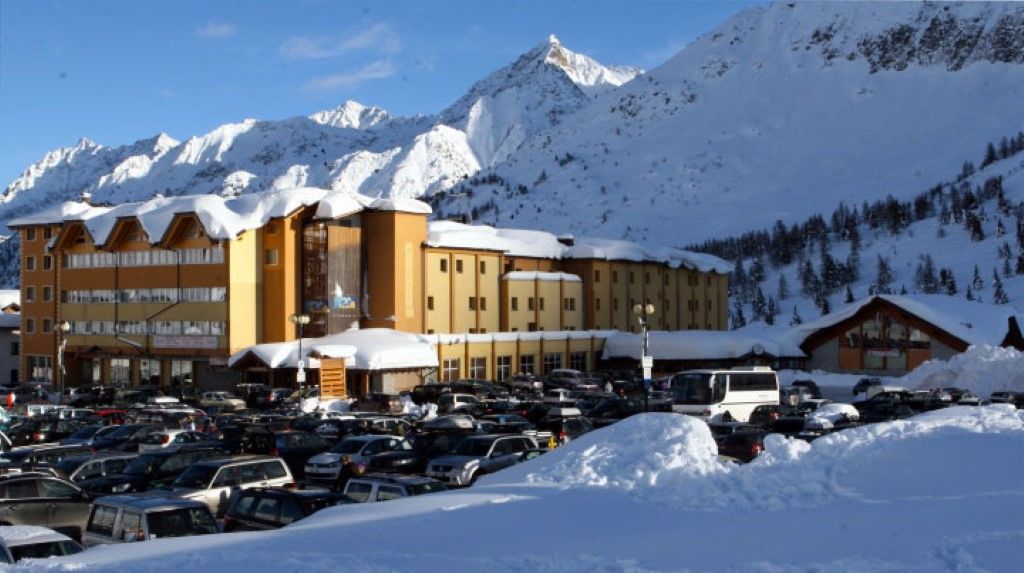 Grand Hotel Miramonti Tonalepas Buitenkant foto